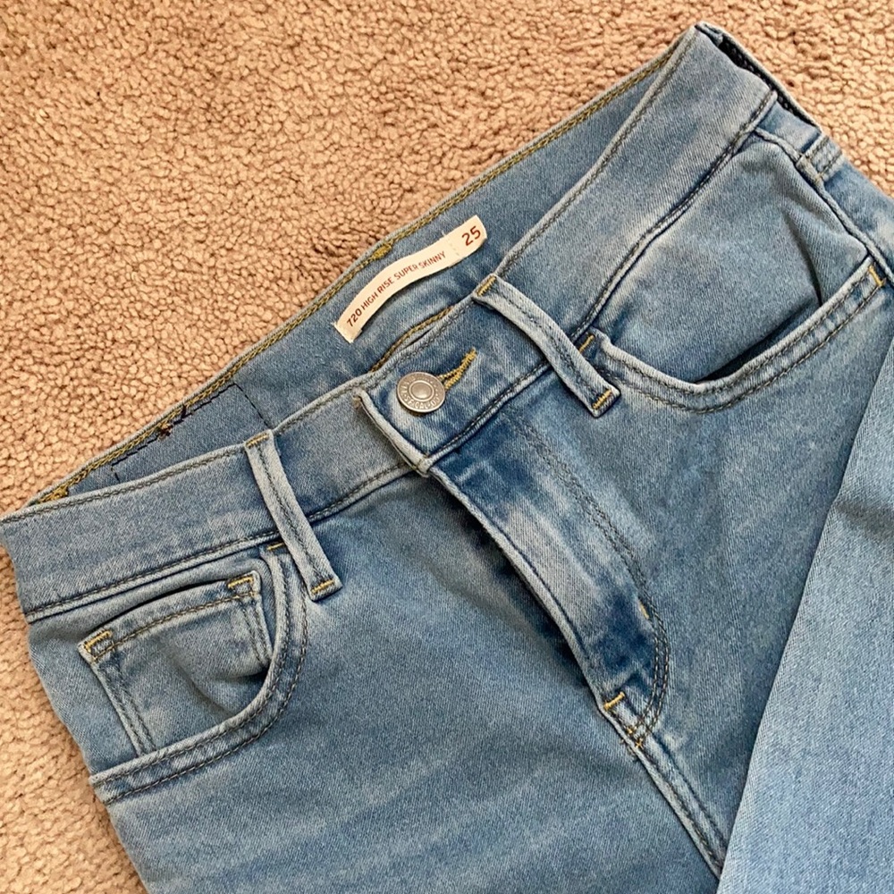 Levi's high waisted skinny jeans